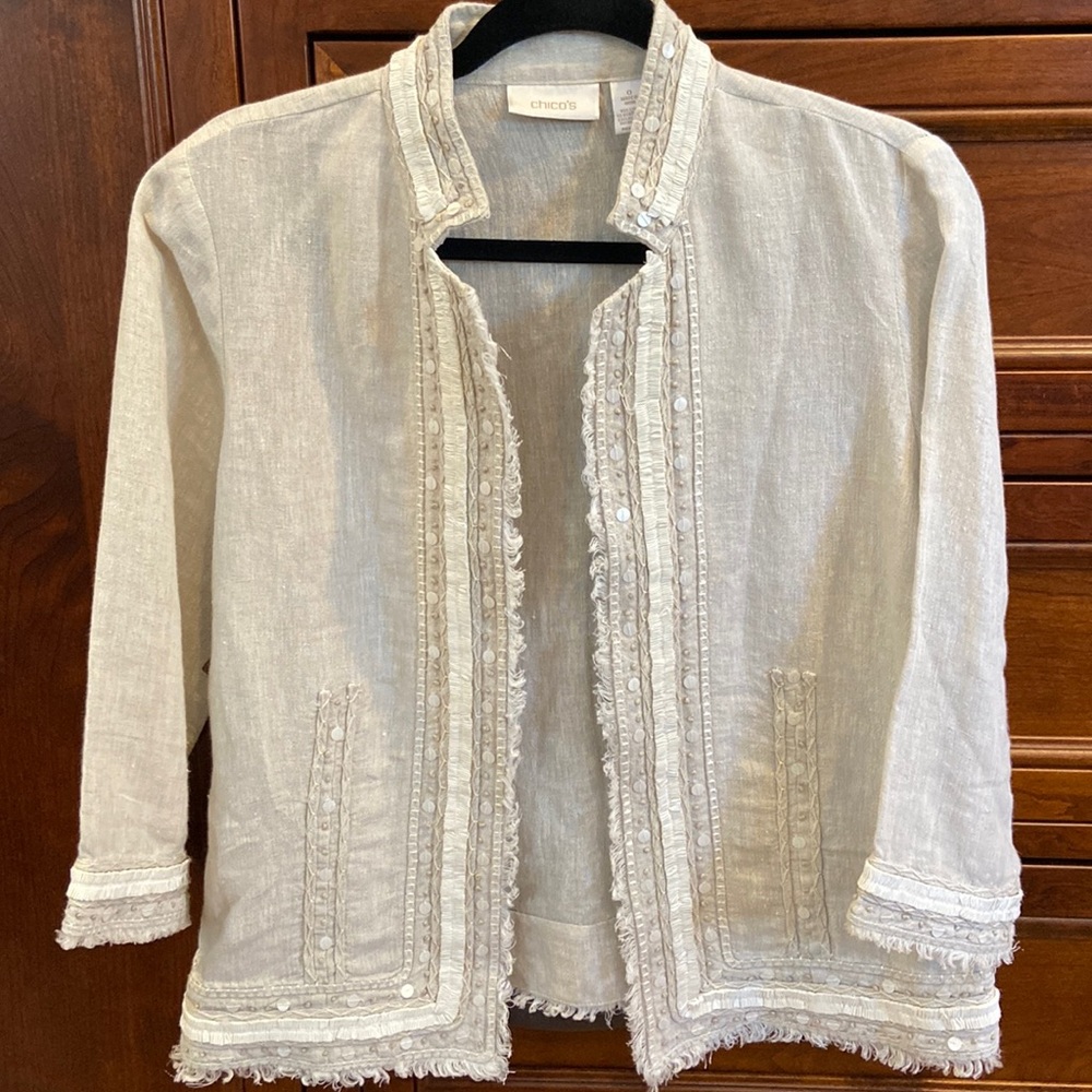 Chico’s linen blend edge to edge jackets. Dress up or down with jeans and a Tee.